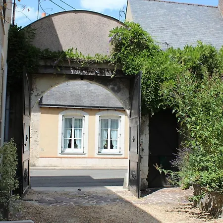 5 Grande Rue לינה וארוחת בוקר 4*