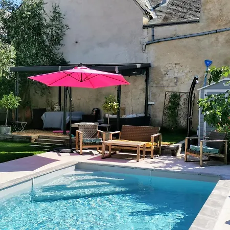 5 Grande Rue Bed & Breakfast Le Lude