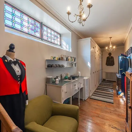 5 Grande Rue Bed & Breakfast Le Lude