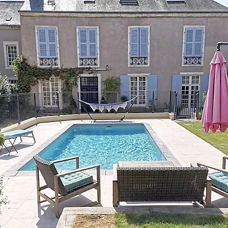 5 Grande Rue Bed & Breakfast