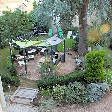 5 Grande Rue Bed & Breakfast