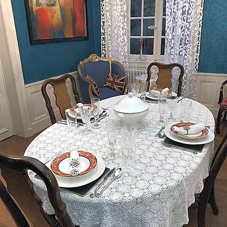 5 Grande Rue Bed & Breakfast 4*