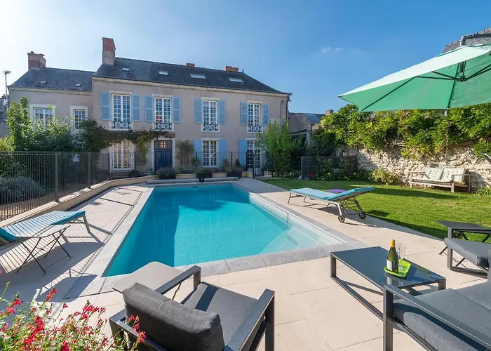 5 Grande Rue Bed & Breakfast