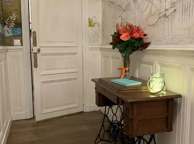 5 Grande Rue Bed and breakfast 4*